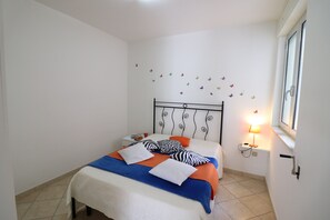 1 bedroom, iron/ironing board, free WiFi, bed sheets - Tranquil Holiday Apartment "Marzia" with Air Conditioning and Balcony (Otranto)