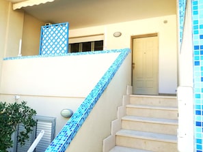 Exterior detail - Tranquil Holiday Apartment "Marzia" with Air Conditioning and Balcony (Otranto)