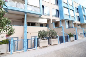 Exterior - Tranquil Holiday Apartment "Marzia" with Air Conditioning and Balcony (Otranto)