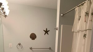 Unclassified image, 5 of 13, button - Nw1202 Ocean Ave-201 (North Wildwood)