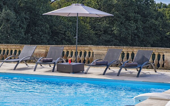 Indoor pool, seasonal outdoor pool