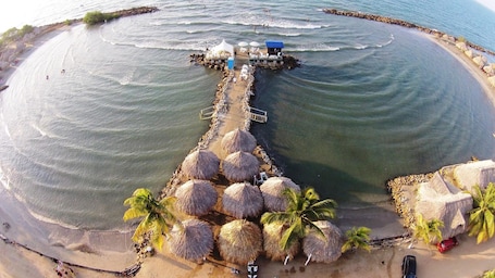 Beach. Hotel La Fragata