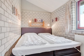 2 slaapkamers, een strijkplank/strijkijzer, gratis wifi