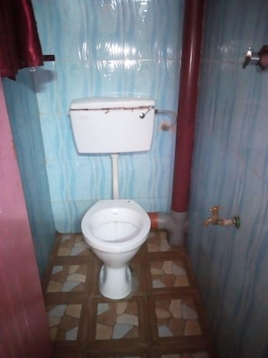 Single Room | Bilik Mandi | Pancuran mandi, kelengkapan dandanan diri percuma, selipar