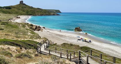 Rustic Villa with Sea View for Groups and Families in the Sinis Peninsula