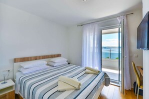 3 camere, ferro/asse da stiro, Wi-Fi gratuito, lenzuola