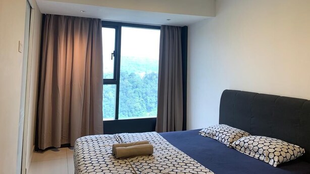 Studio | Iron/ironing board, free WiFi, bed sheets - Halo Sunday Suite at Empire City (Petaling Jaya)