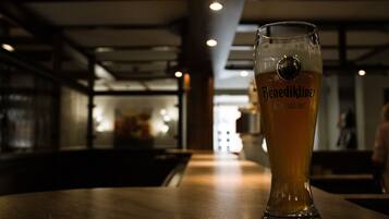 Bar (in der Unterkunft)