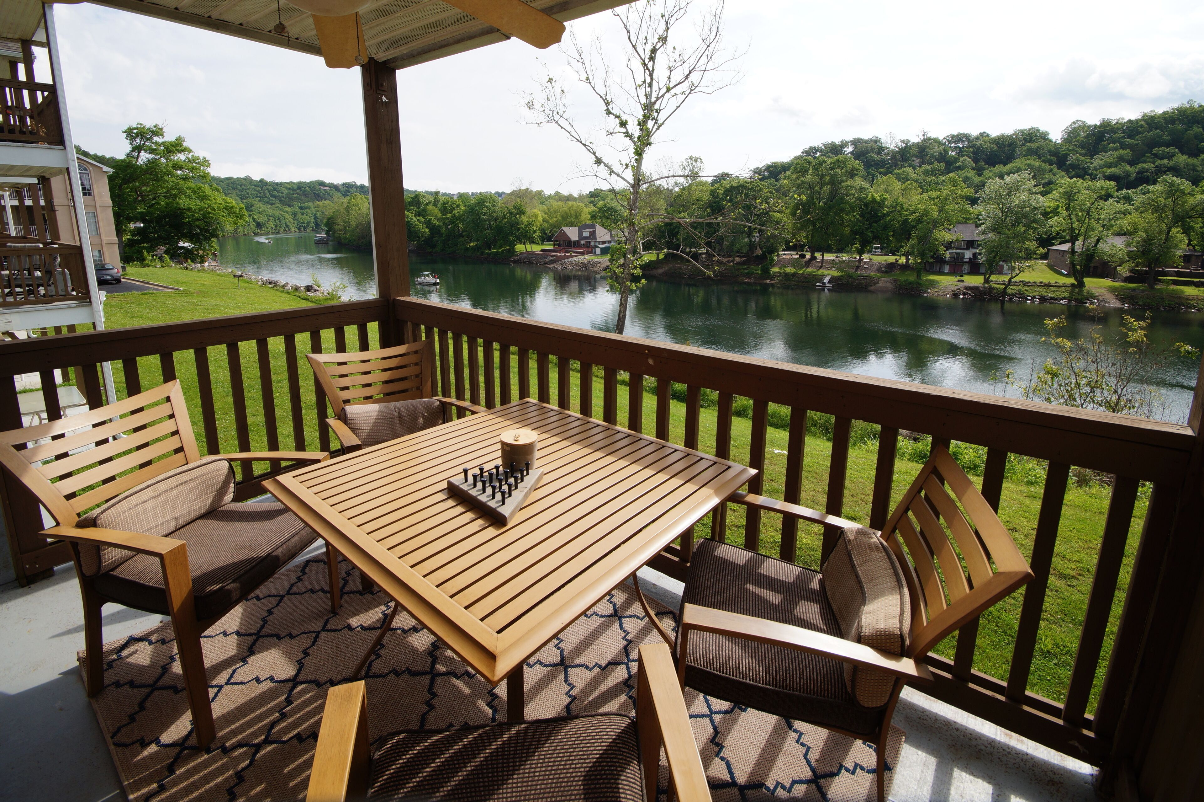Beautiful, Updated, 2 Bedroom Condo with a Gorgeous Lake View!