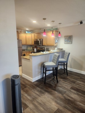 Fridge, microwave, oven, stovetop - Beautiful St Pete Beach Vacation Condo Across the Street from the Beach (St. Pete Beach)