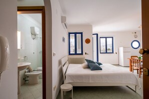 1 bedroom, iron/ironing board, bed sheets