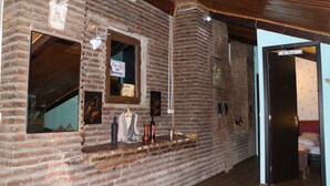 Living area - Leon Rooms (Tbilisi)