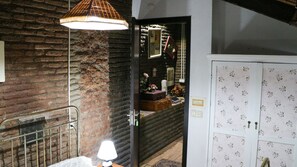 Double Room - Leon Rooms (Tbilisi)