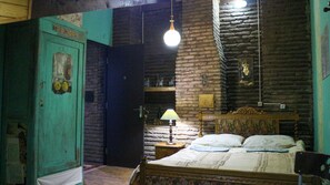 Double Room | Desk, laptop workspace, iron/ironing board, free WiFi - Leon Rooms (Tbilisi)
