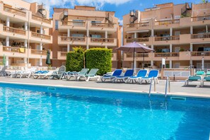 Pool - Serendipia Resort Apartment with Mountain View (Cala Bona)