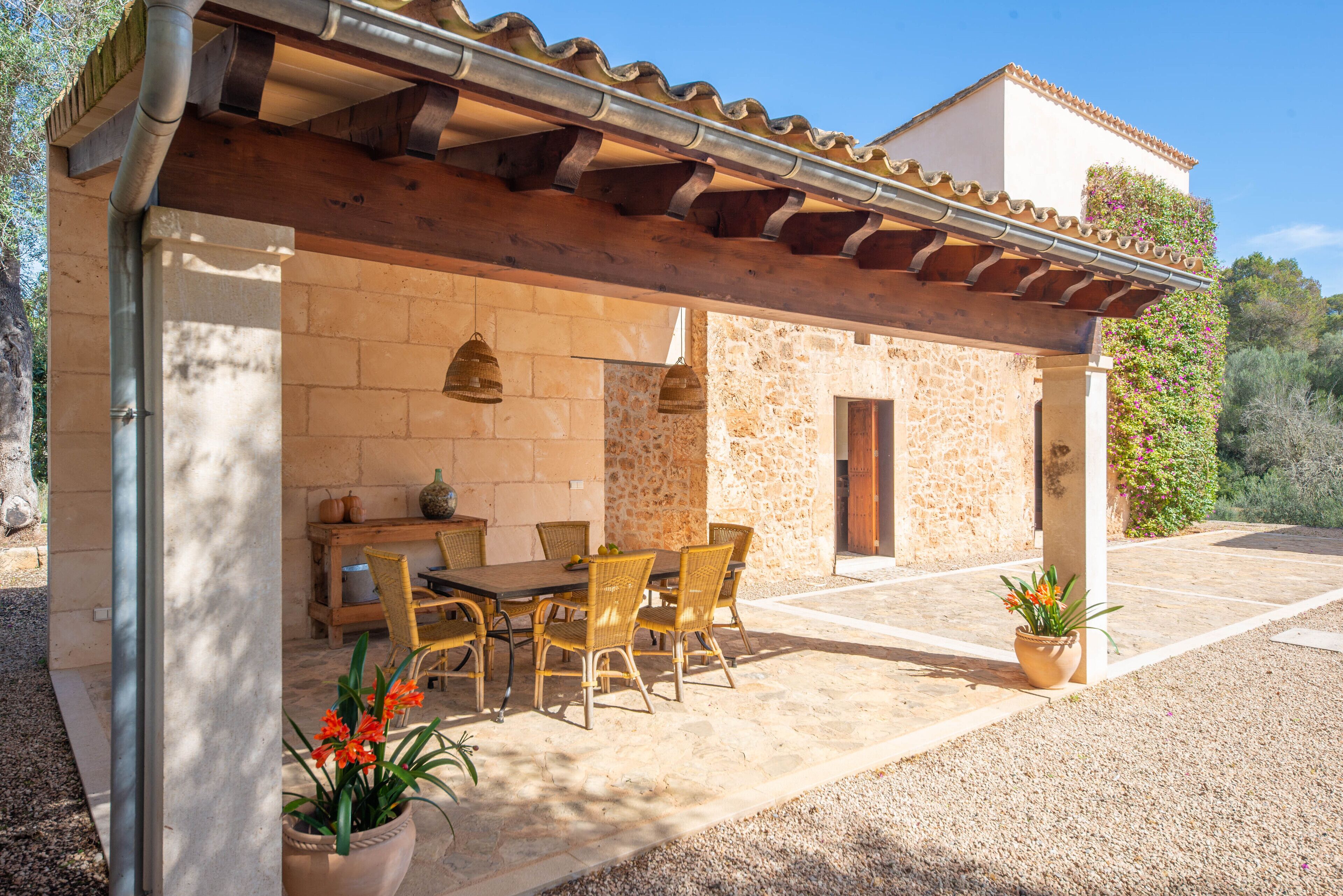 Restauration extérieure