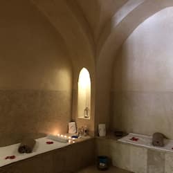 Couples treatment room(s), steam room, Turkish bath/hammam, body wraps