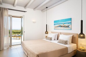 Queen-Size Double Bed Luxury Suite with Private Pool | Minibar, in-room safe, blackout drapes, soundproofing - Aegean Hospitality Mykonos (Mykonos)