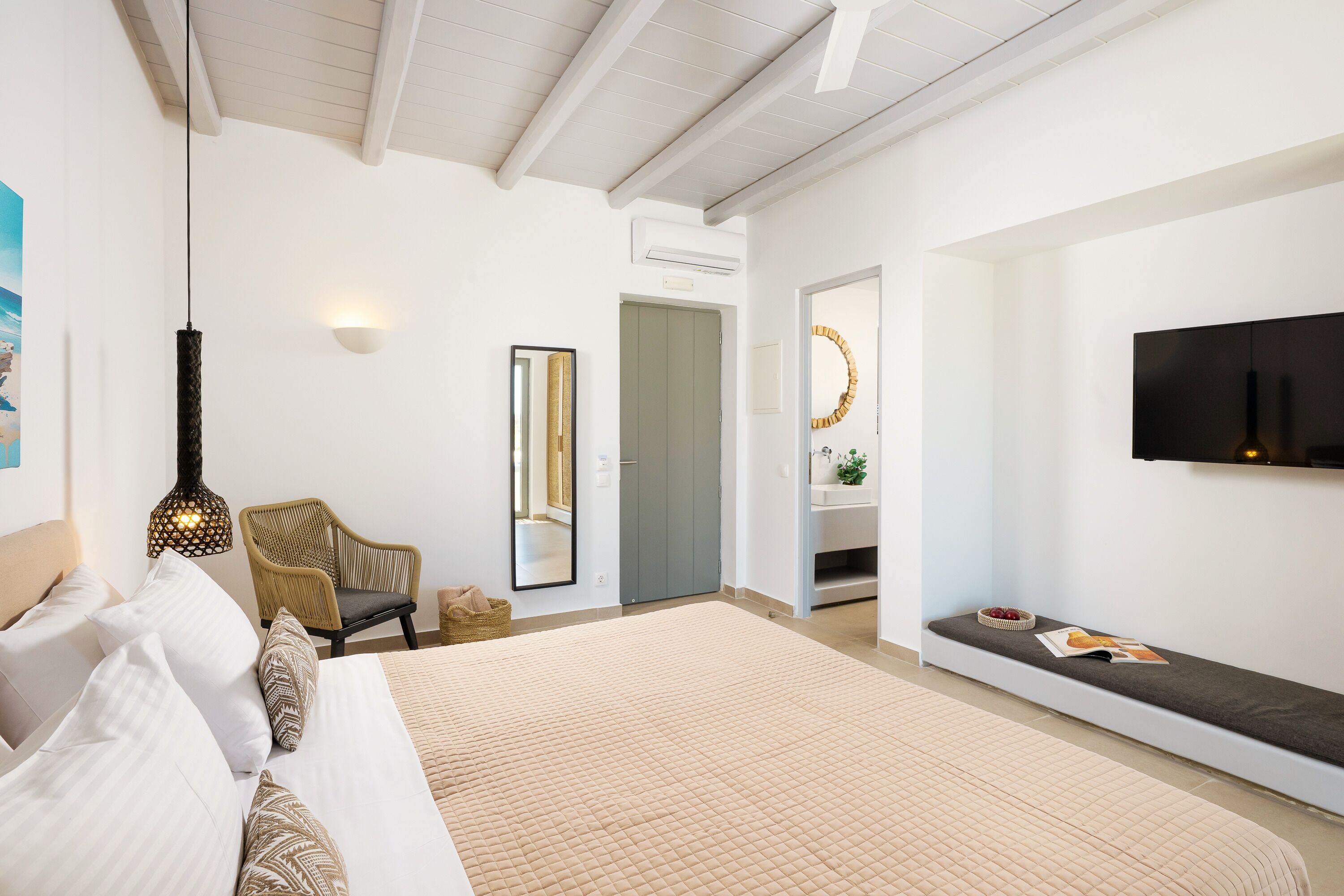 Queen-Size Double Bed Luxury Suite with Private Pool | Minibar, Zimmersafe, Verdunkelungsvorhänge, schallisolierte Zimmer