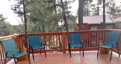 Relax with abundant wildlife steps from Links Golf Course!