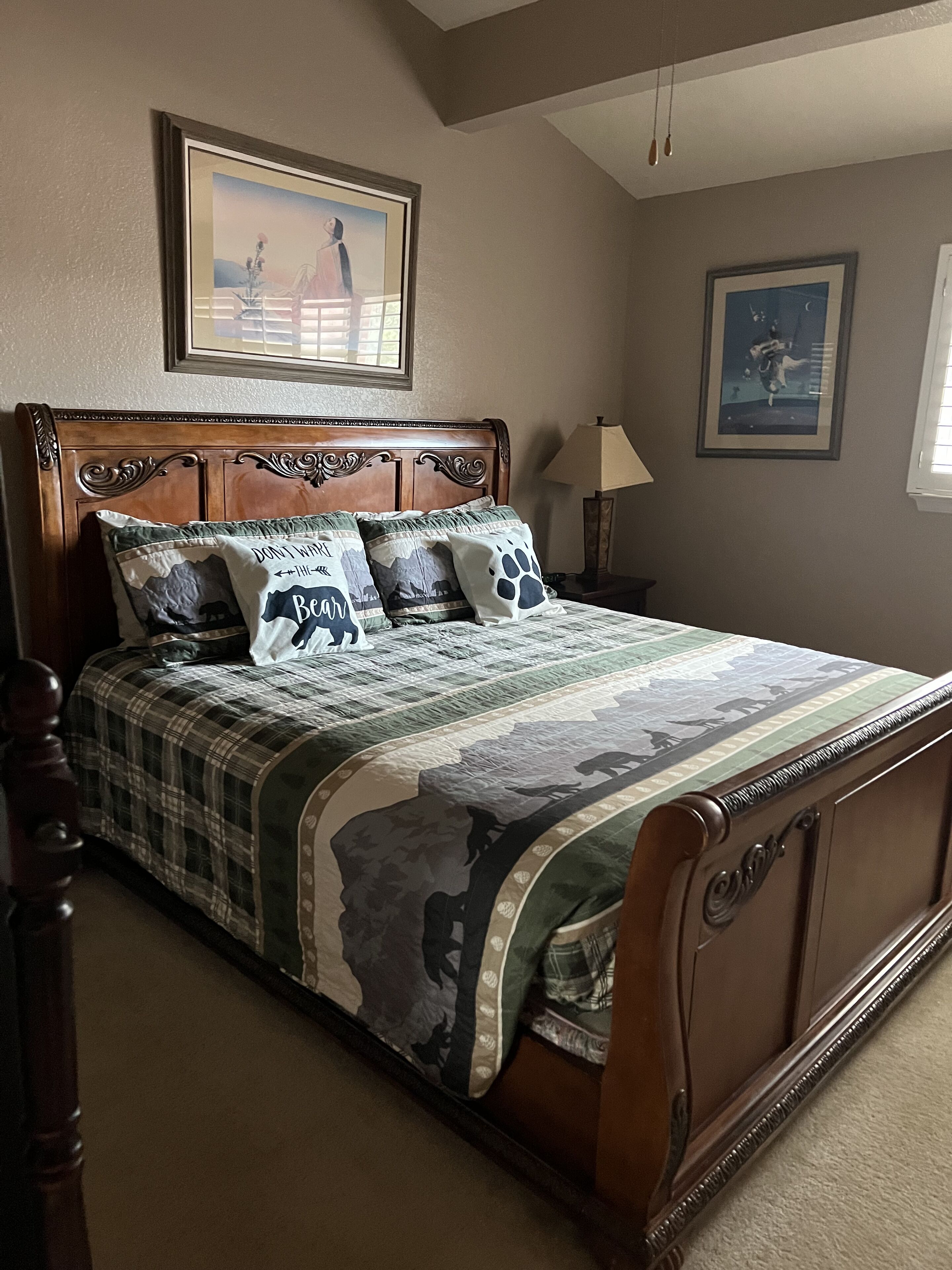 2 多间卧室、熨斗/熨衣板、免费 WiFi、床单