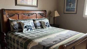 2 chambres, fer et planche à repasser, Wi-Fi gratuit, draps fournis