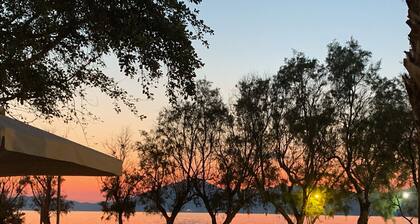 Wow!! Amazing ! Secluded beachfront getaway sunset views