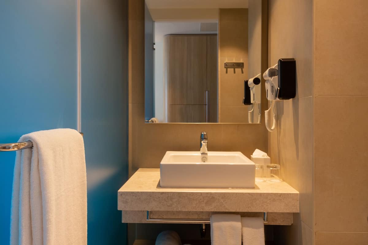 shower, hydromassage showerhead, hair dryer, slippers