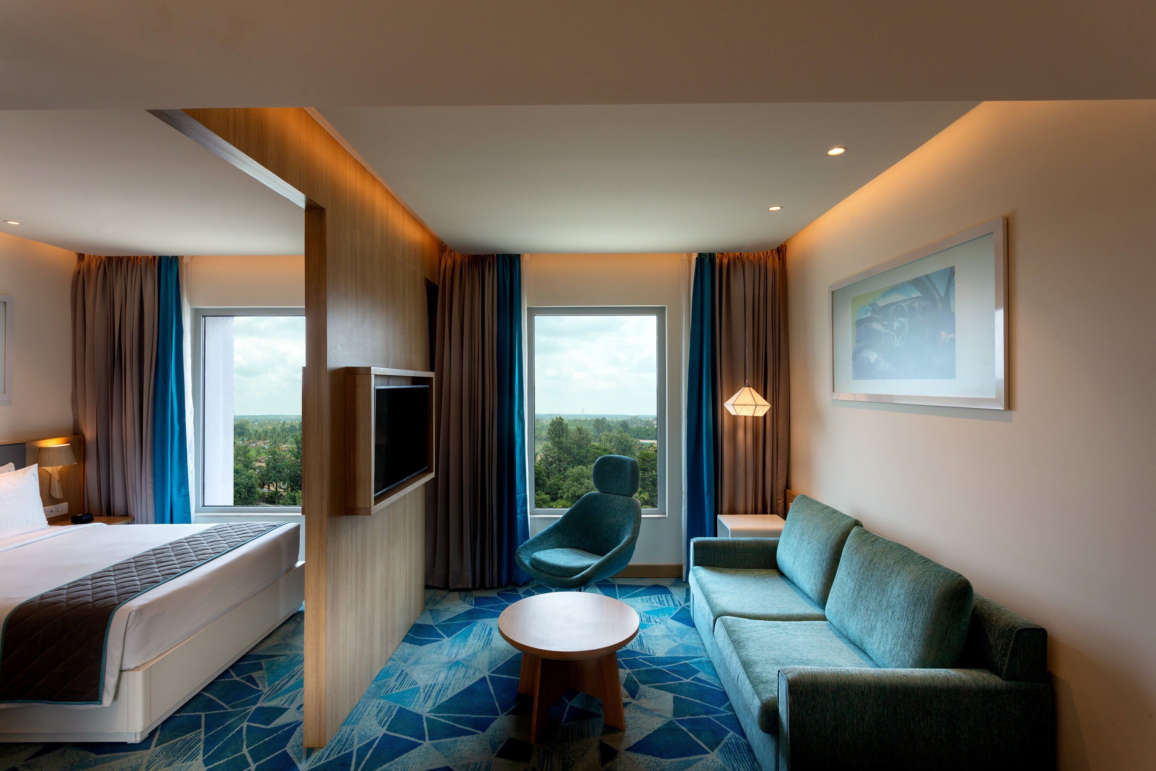 1 bedroom, memory-foam beds, minibar, in-room safe