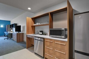 Standard Studio Suite, 1 King Bed, Accessible, Non Smoking (Roll-In Shower) | Private kitchen | Full-size fridge, microwave, dishwasher, coffee/tea maker - Home2 Suites by Hilton Fort Mill, SC (Fort Mill)
