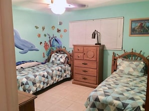 3 bedrooms, free WiFi - Ibis Miami Springs Home With Pool and Pool Table (Miami Springs)