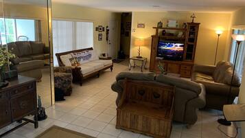 House | Living room | TV