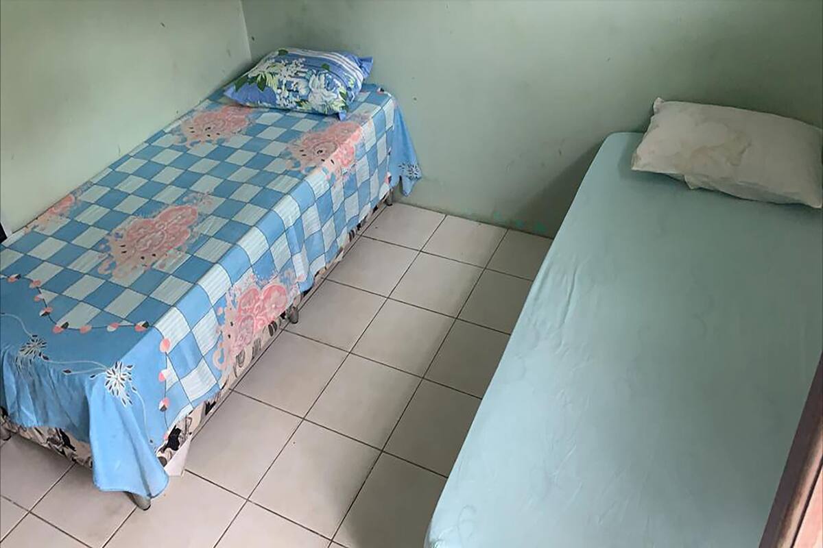 WiFi (free), bed sheets