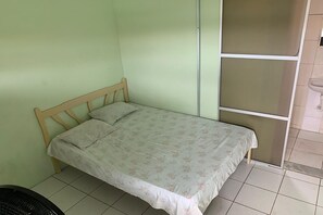 Habitación doble | Wifi gratis y ropa de cama 