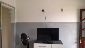WiFi (free), bed sheets - Pousada Raio de Luz (Salinas da Margarida)