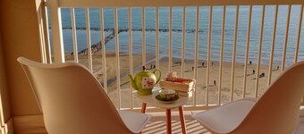 Studio with sea view