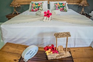 Quarto triplo luxo | Ferros/tábuas de passar roupa, Wi-Fi de cortesia, roupa de cama