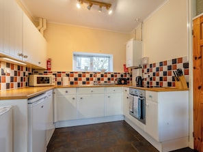 Dishwasher, highchair - The Milking Shed - UK30436 (Langport, near Somerton)