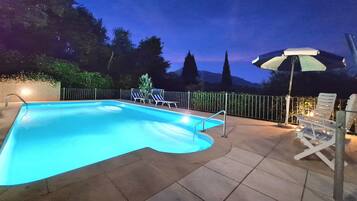 Piscina all'aperto