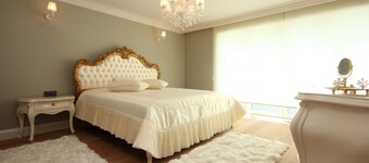 Chateau de Tressé - Restorations & Spa