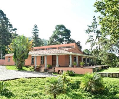 Uyuca Vista Family Villa
