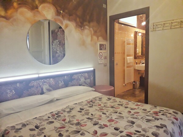 Double or Twin Room, Balcony | Minibar, desk, blackout drapes, soundproofing