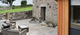 2 bedroom accommodation in Silverdale