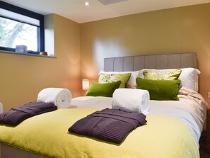 2 quartos, Wi-Fi de cortesia, roupa de cama