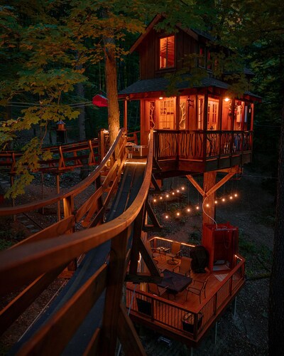 The Magical Chez Tree Rest Treehouse perched 35' above the forest floor!