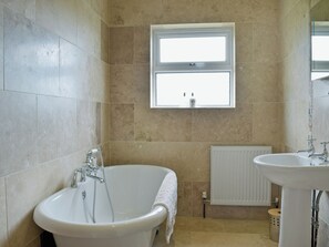 Towels - 4 bedroom accommodation in St Florence (St Florence)