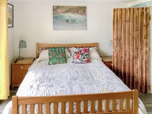 1 bedroom, free WiFi, bed sheets - 1 bedroom accommodation in Roud (Roud)