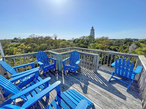 Nauti ilmi����m�����������������������������inen 360 asteen n�������kym��t Silver Lake Harbor, Pamlico Sound, ja majakka.