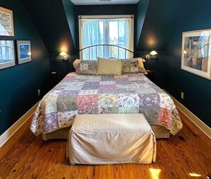 3 soverom, reiseseng for barn, internettilgang og sengetøy