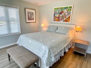 4 bedrooms, WiFi, bed sheets